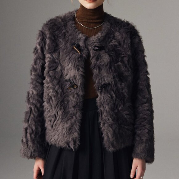 Luxury Curly Faux Fur Collarless Coat - Picture 5 of 6